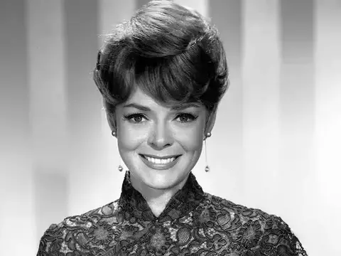 Morre June Lockhart, de Lassie e Perdidos no Espaço, aos 100 anos