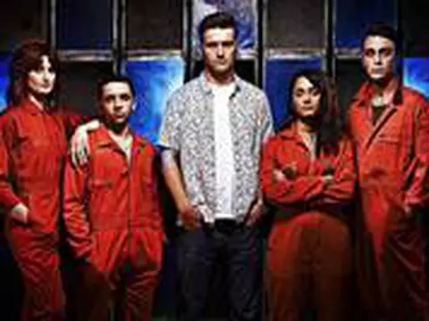 Misfits é renovada para a quinta temporada
