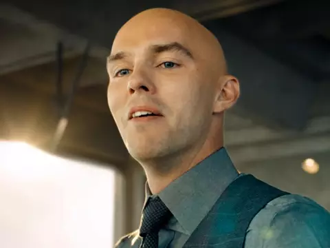 Superman: Homem do Amanhã | Nicholas Hoult aparece treinando para o longa