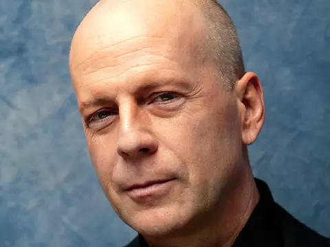 Plantão Omelete | Bruce Willis fora de filme de Woody Allen, novo Straight Outta Compton e Kirsten Dunst com Sofia Coppola