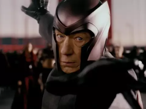 Ian McKellen solta spoiler de Vingadores: Doutor Destino; veja