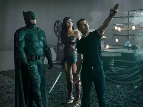 Zack Snyder nos bastidores de Liga da Justiça