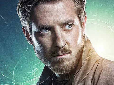 Legends of Tomorrow pode ter aparição de Albert Einstein na segunda temporada