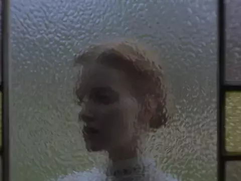 Para Sempre Minha | Novo terror do diretor de Longlegs ganha data no Brasil