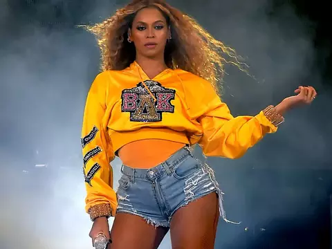 Beyoncé aciona justiça por uso de música em filme de Bolsonaro