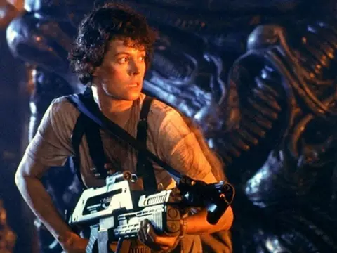 Alien | Sigourney Weaver revela encontros e ideia para novo filme com Ripley