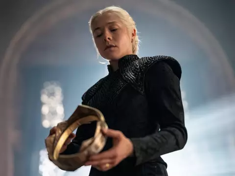 'House of the Dragon' Season 3 Finale Gets First Look at Rhaenyra Ready for War