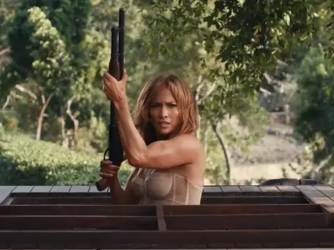 Jannifer Lopez em trailer de Casamento Armado (Netflix/Reprodução)