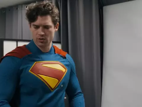 Superman | Veja David Corenswet usando o traje sem a cueca por cima