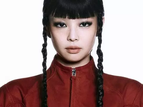 Jennie em imagem promocional do Ruby (Reprodução)
