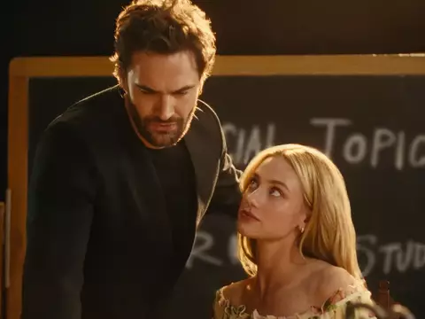 A Hipótese do Amor | Lili Reinhart e Tom Bateman farão casal em novo projeto