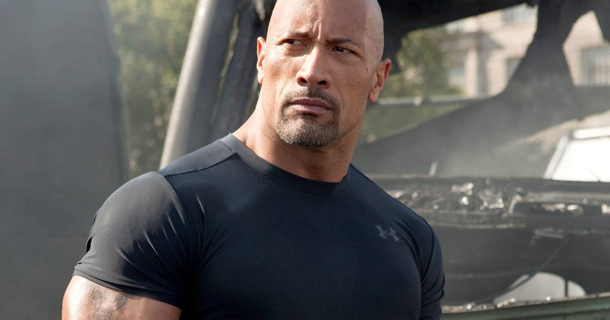 Feh o histórico do PC da minha escola vey II provas que The Rock são inesma  Aficionado sobre Dwayne Johnsan, Eonhecido como The Rockt É verdade que lhe Rock  tem um innão