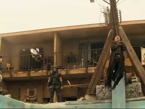 Cena da segunda temporada de Fallout (Reprodução)