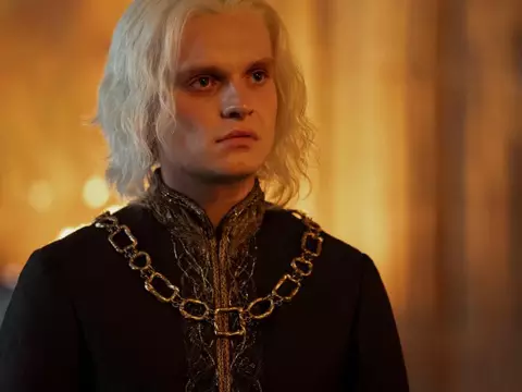 Tom Glynn-Carney em cena de A Casa do Dragão (Reprodução)