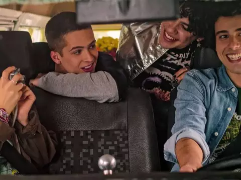 Cena de De Volta aos 15 (Reprodução)