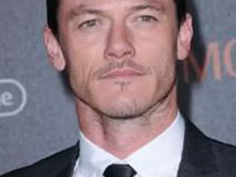 High-Rise | Luke Evans se junta a Tom Hiddleston no filme