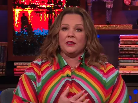 Melissa McCarthy no programa Watch What Happens Live (Reprodução)