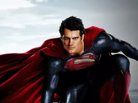 Superman | Warner considerou Michael Bay para dirigir Homem de Aço 2