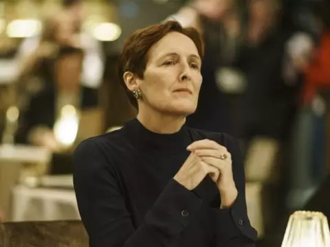Honey | Nova série da BBC é revelada como prequel surpresa de Killing Eve