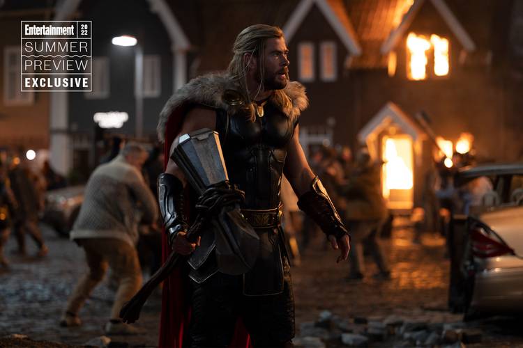 Chris Hemsworth em Thor: Amor e Trovão