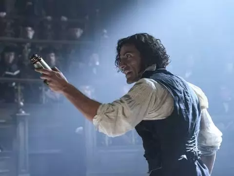 Frankenstein | Cena mostra criação do monstro vivido por Jacob Elordi, assista