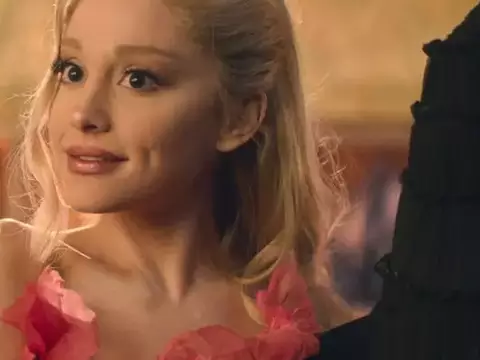 Wicked 2 | Ariana Grande pede que fãs "não desejem mal" após cancelamento