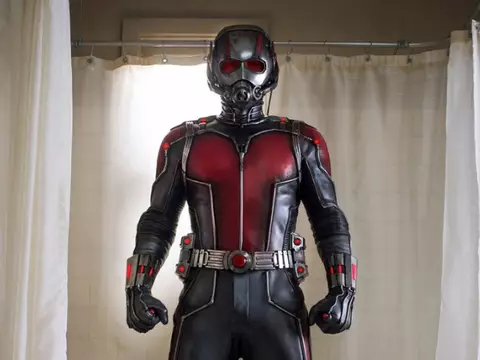 Cena de Homem-Formiga