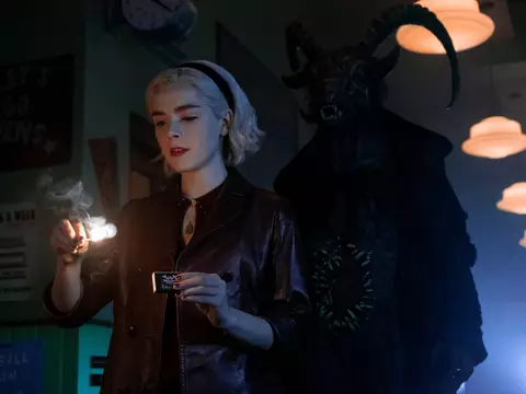 Kiernan Shipka como Sabrina Spellman (Netflix/Divulgação)