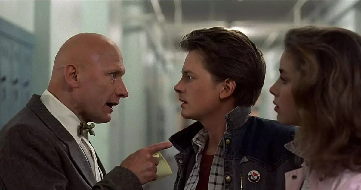 Falece James Tolkan, o icônico diretor Strickland de De Volta para o Futuro
