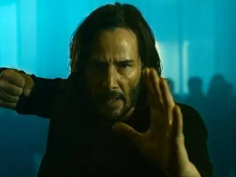 Keanu Reeves em Matrix Resurrections (Reprodução)