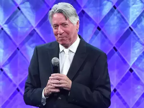 Vingadores: Doutor Destino | Alan Silvestri toca o tema do filme em vídeo