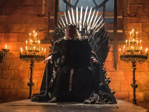 Veja imagem oficial do elenco da peça Game of Thrones: The Mad King