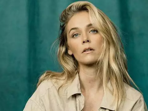 Star Wars | Atriz afirma viver em paranoia após ser vítima de produtor stalker