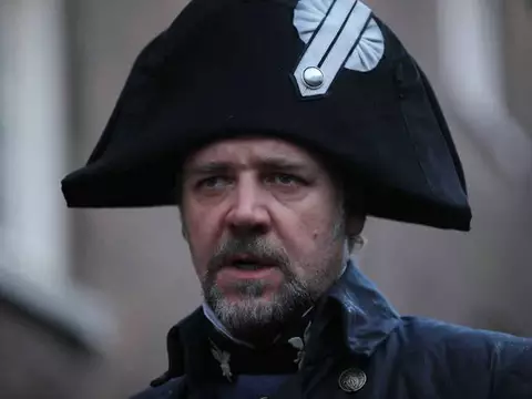 Os Miseráveis | Hugh Jackman e Russell Crowe cantam "The Confrontation" em pub
