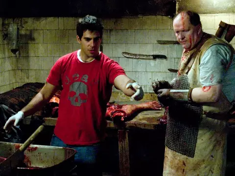 O Albergue ganhará série com retorno de Eli Roth e chegada de Paul Giamatti