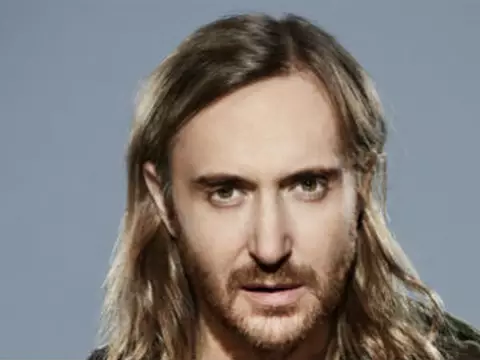 David Guetta e Afrojack lançam "Dirty Sexy Money", com Charli XCX