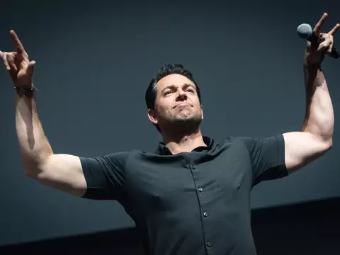 CCXP18 | 6 vezes que o Zachary Levi foi simplesmente fofo