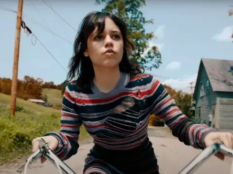 Jenna Ortega, em cena de Beetlejuice 2