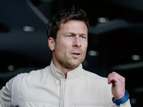 O Sobrevivente ganha pôster com Glen Powell em destaque