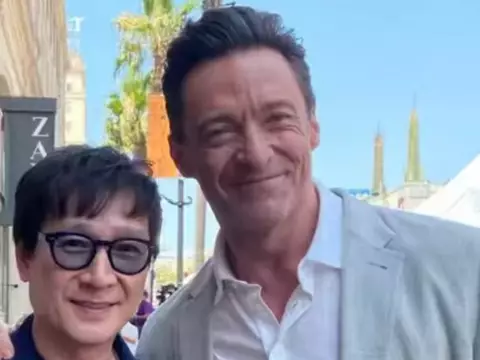 Hugh Jackman e Ke Huy Quan em Los Angeles
