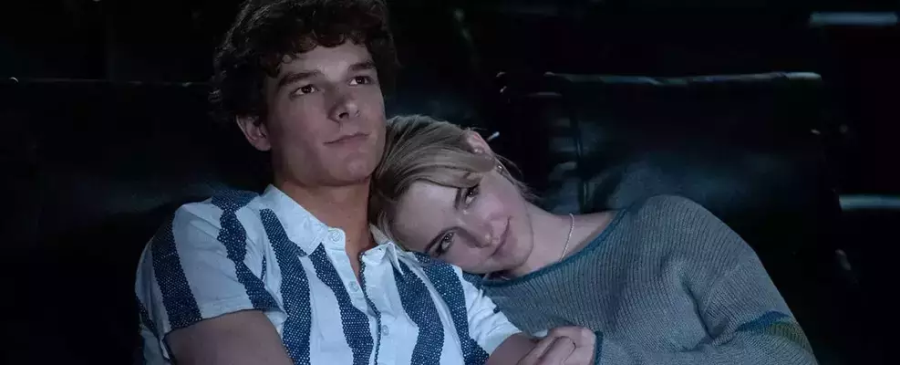 If It Wasn't You continues to be in first place in North American cinemas