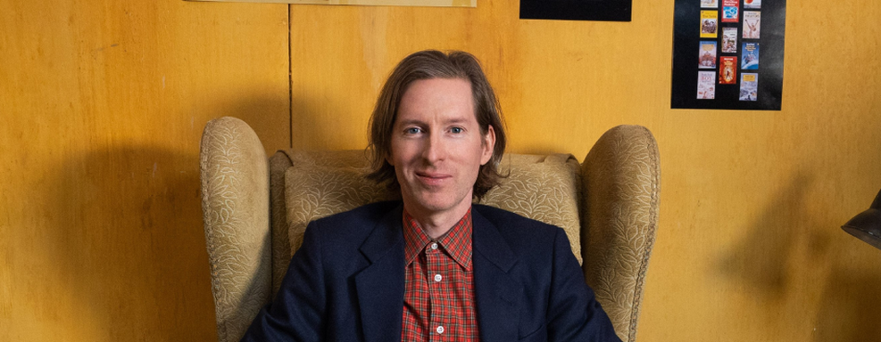 Wes Anderson explica su ausencia en los Oscar y agradece su primer premio