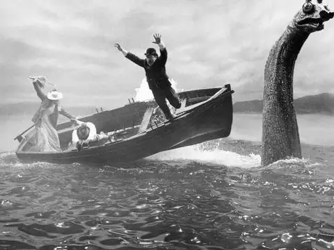 Monstro encontrado no fundo do Lago Ness era modelo perdido de filme de Billy Wilder