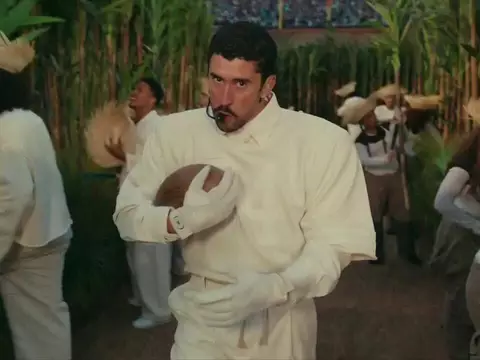 Bad Bunny faz história com show no Super Bowl; leia nossa análise