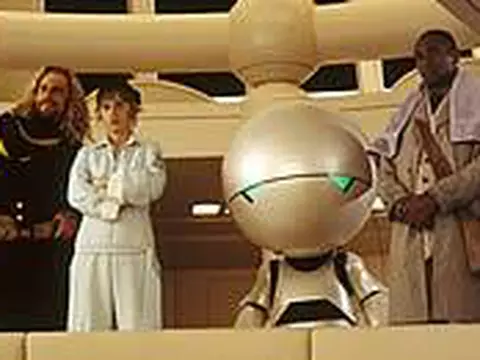 Crítica: O Guia do Mochileiro das Galáxias