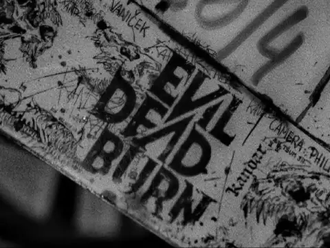 Evil Dead Burn | Diretor compartilha imagem dos bastidores