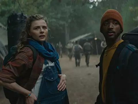 Mãe x Androides (Netflix/Divulgação)