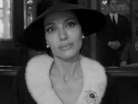 Angelina Jolie em Maria Callas (Reprodução)