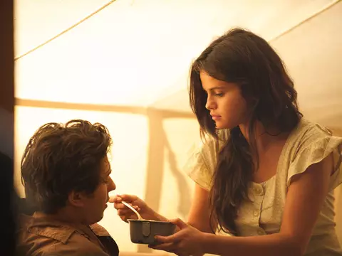 Batalha Incerta | Selena Gomez e James Franco estão nas primeiras imagens da adaptação