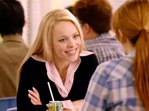 Rachel McAdams como Regina George em Meninas Malvadas (Paramount Pictures/Reprodução)